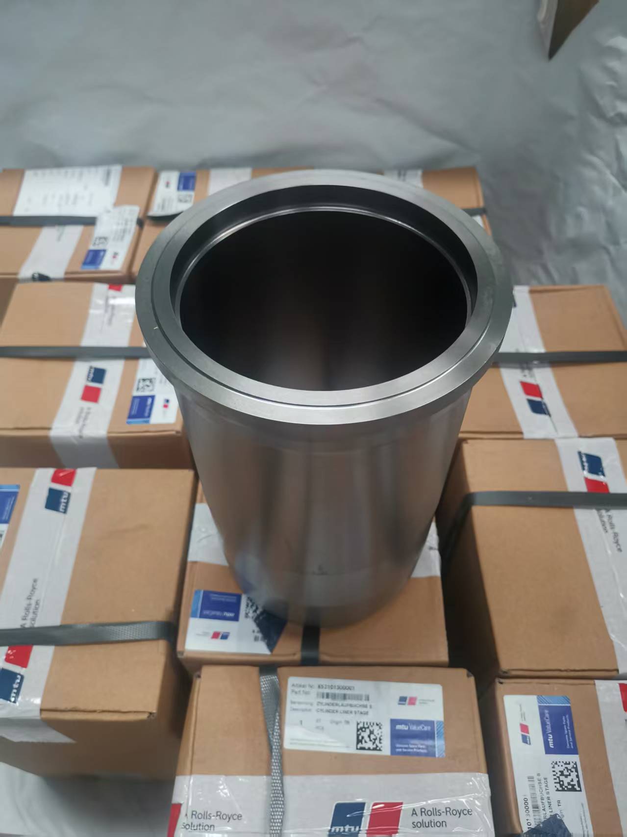 MTU發(fā)動(dòng)機(jī)原裝缸套CYLINDER LINER STAGE0 X53101300001